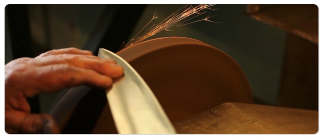 De messenslijper is vrijdag 25 september weer in onze winkel!