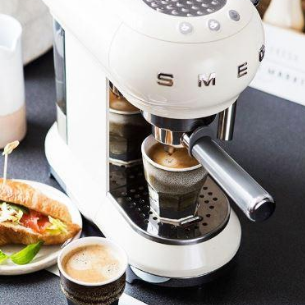 SMEG Espressomachines